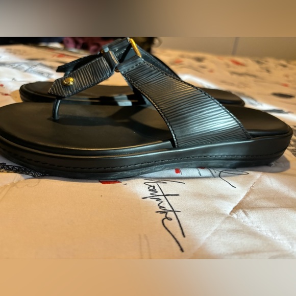 MA1003 LOUIS VUITTON SANDALS - Picture 5 of 5